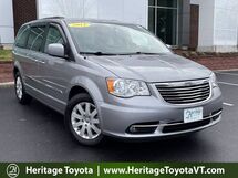 2013 Chrysler Town & Country Touring South Burlington VT 2013 Chrysler Town & Country Touring South Burlington VT