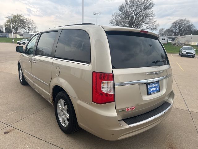 2013 Chrysler Town &amp; Country Touring West Burlington IA