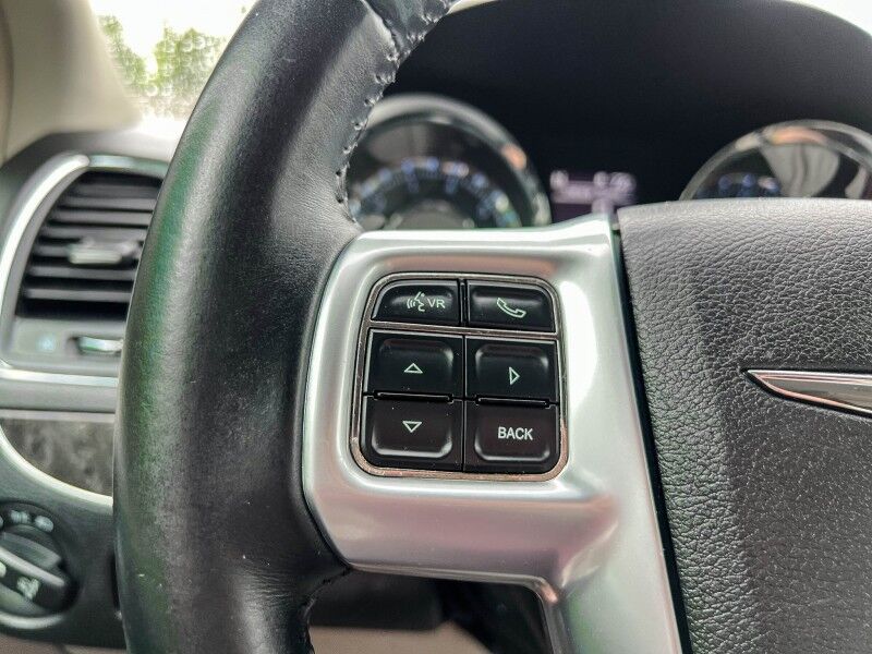 2013 Chrysler Town & Country Touring Wilmington NC