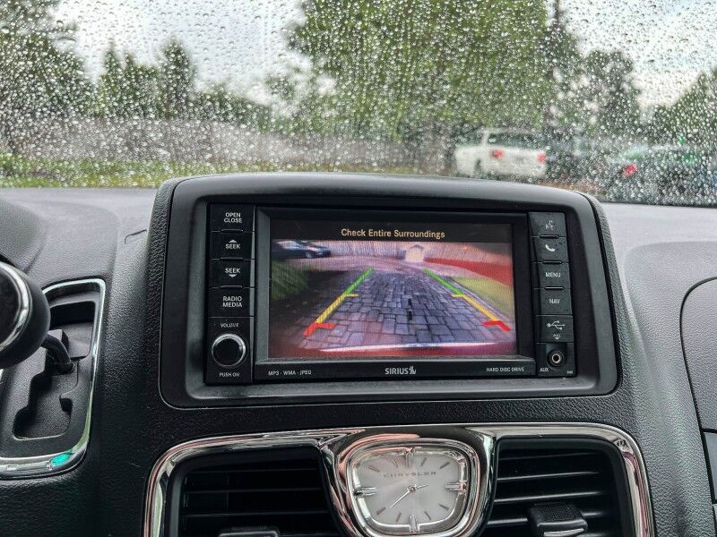 2013 Chrysler Town & Country Touring Wilmington NC