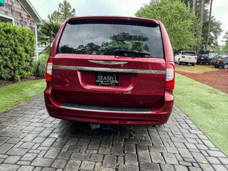 2013 Chrysler Town & Country Touring Wilmington NC
