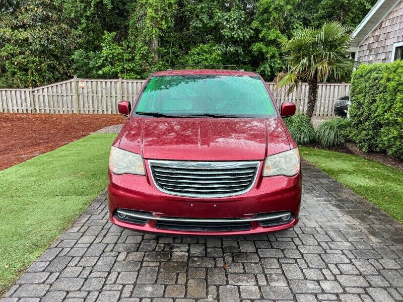 2013 Chrysler Town & Country Touring