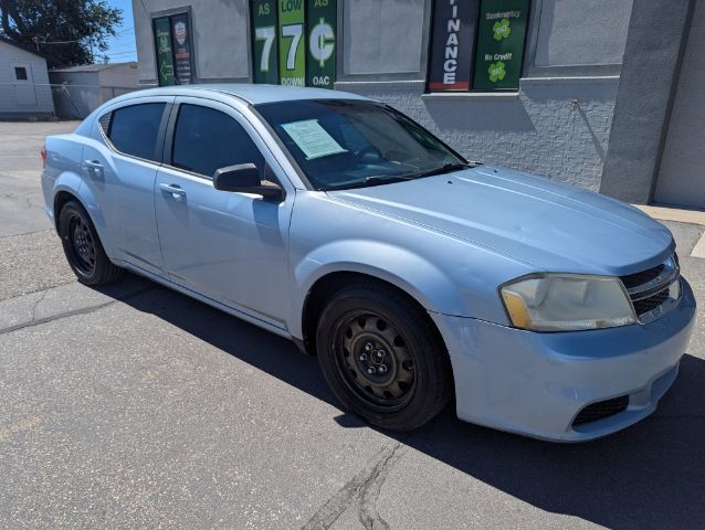 2013 Dodge Avenger Base