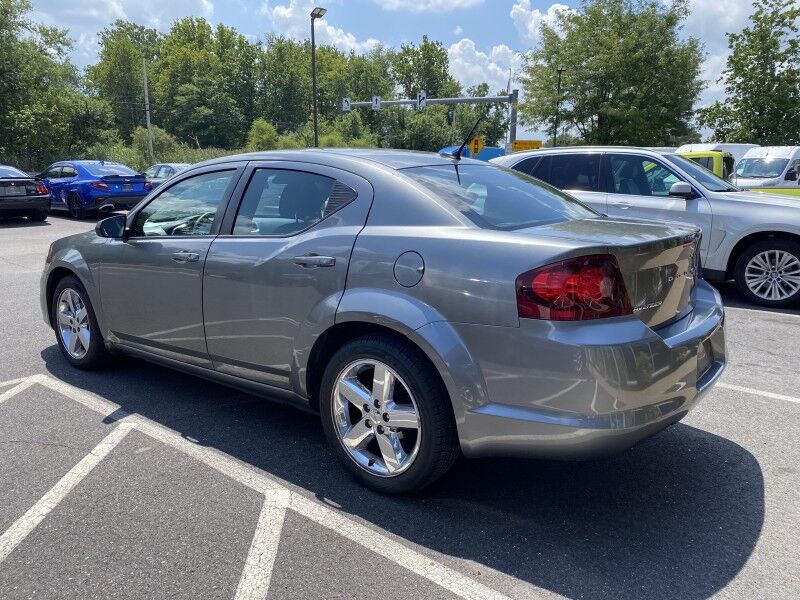 2013 Dodge Avenger SE