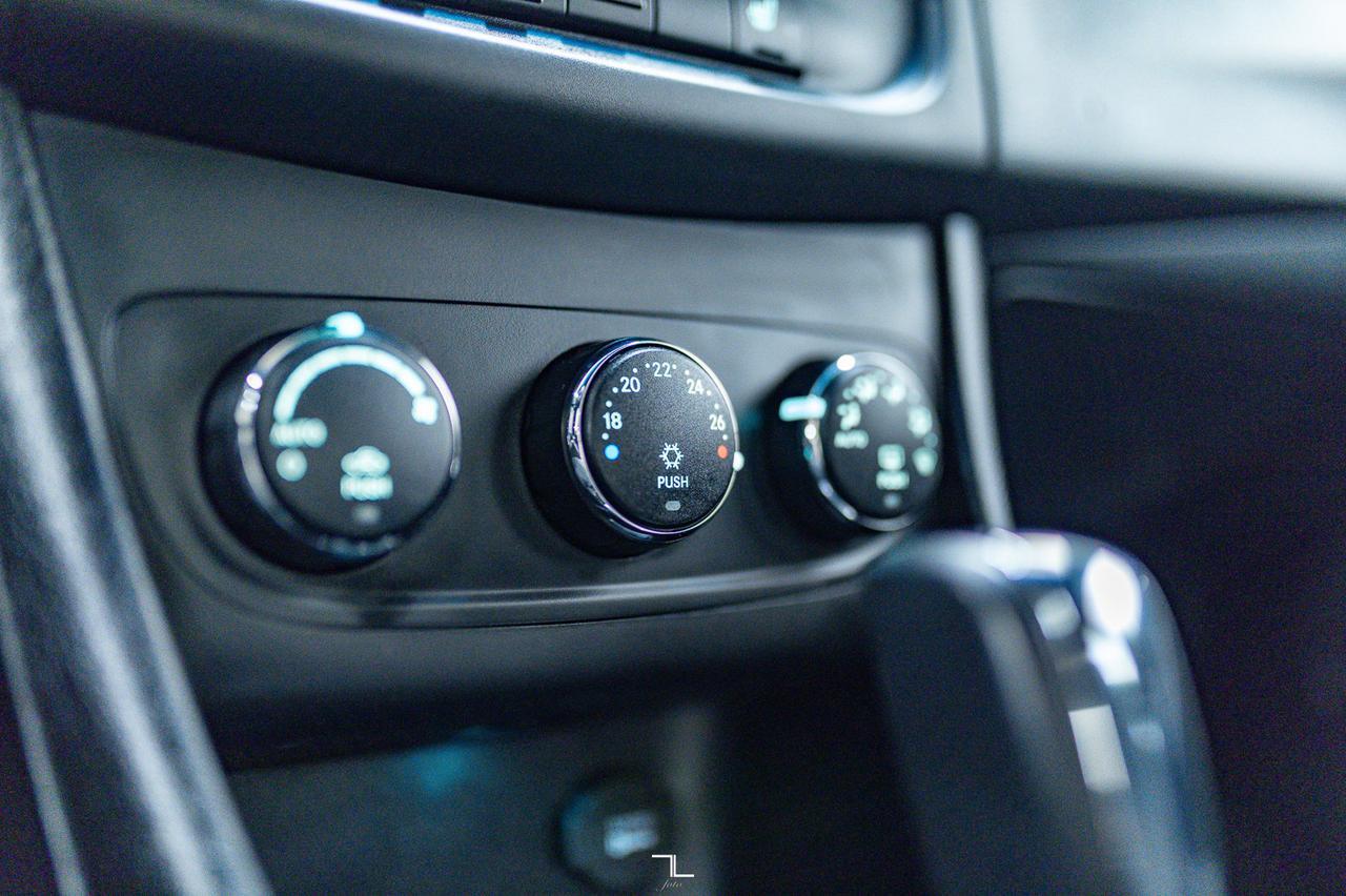 2013 Dodge Avenger SXT Heated Seats Red Deer AB