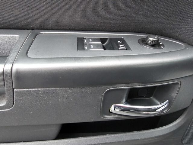 2013 Dodge Challenger Douglasville GA