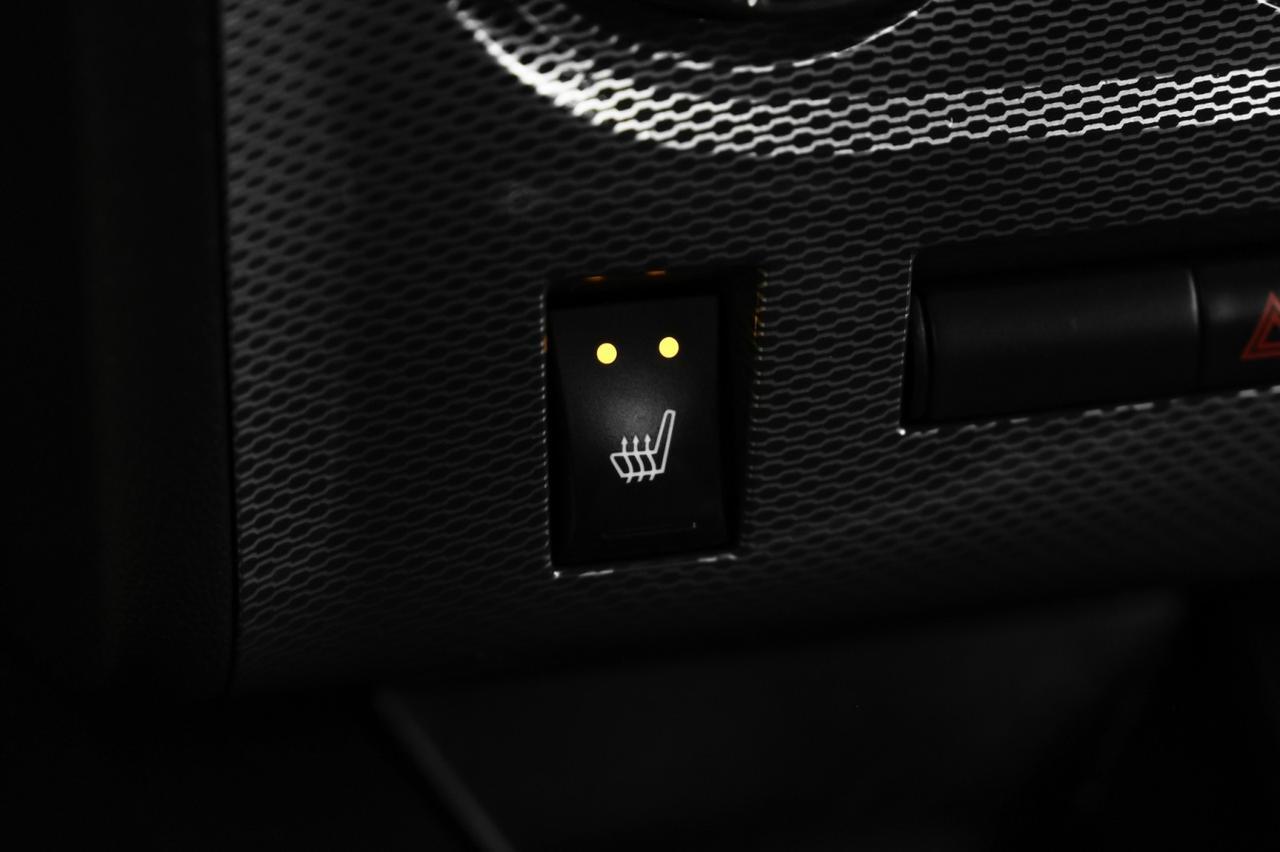 2013 Dodge Challenger R/T PLUS 5.7L HEMI AUTOMATIC NAVIGATION LEATHER HEATED SEATS KEY Carrollton TX