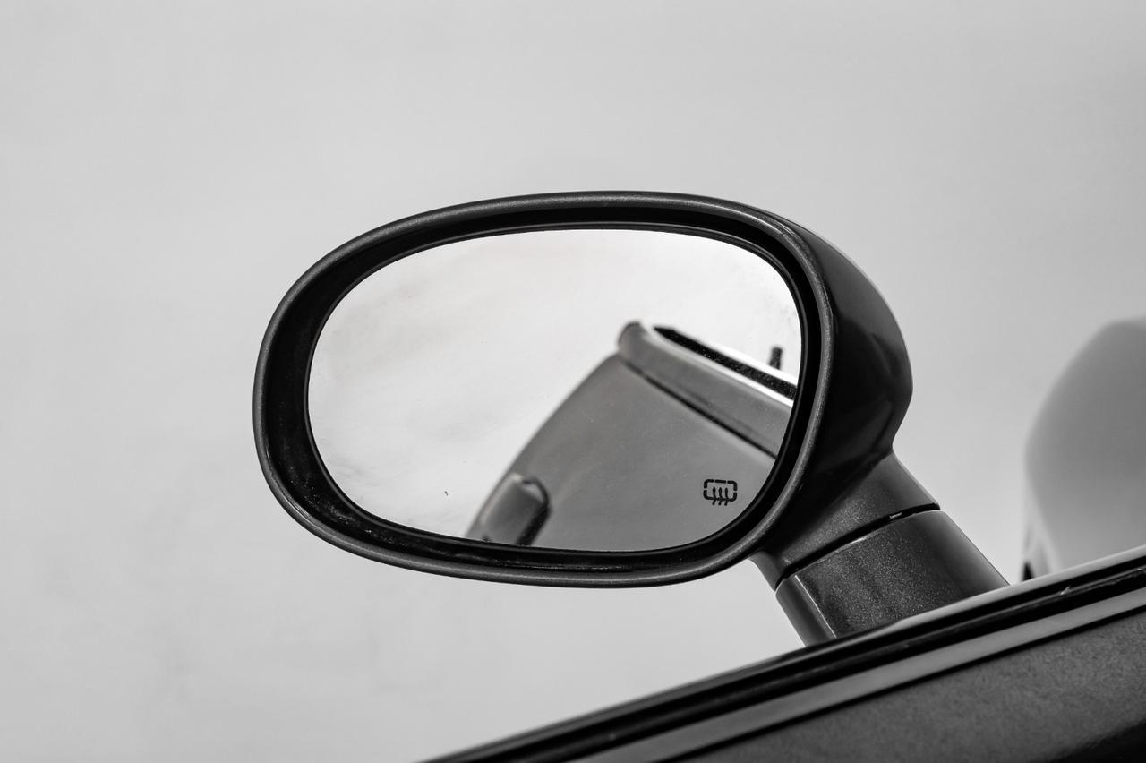 2013 Dodge Challenger R/T PLUS 5.7L HEMI AUTOMATIC NAVIGATION LEATHER HEATED SEATS KEY Carrollton TX