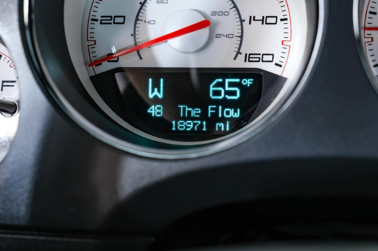 2013 Dodge Challenger R/T PLUS 5.7L HEMI AUTOMATIC NAVIGATION LEATHER HEATED SEATS KEY Carrollton TX