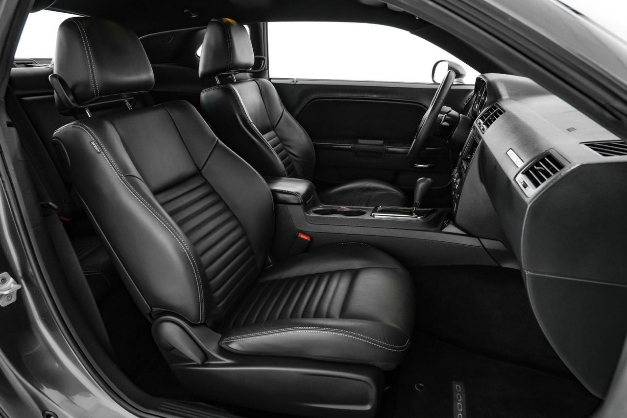 2013 Dodge Challenger R/T PLUS 5.7L HEMI AUTOMATIC NAVIGATION LEATHER HEATED SEATS KEY Carrollton TX