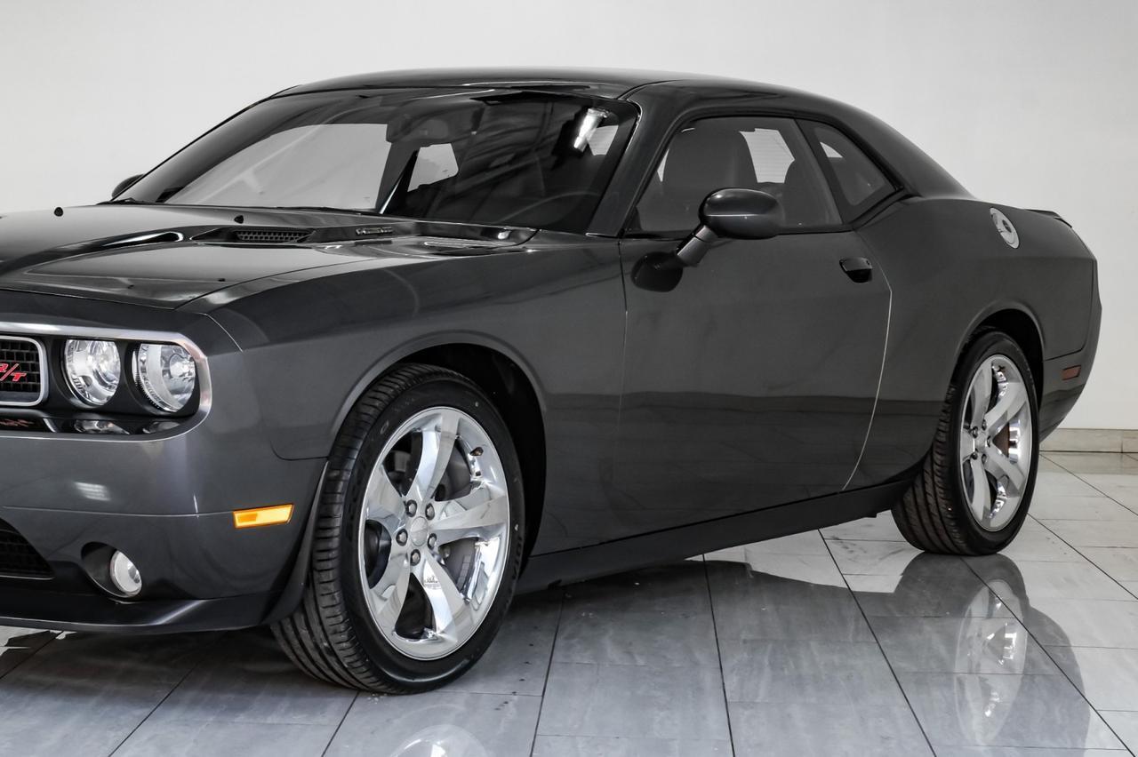 2013 Dodge Challenger R/T PLUS 5.7L HEMI AUTOMATIC NAVIGATION LEATHER HEATED SEATS KEY Carrollton TX