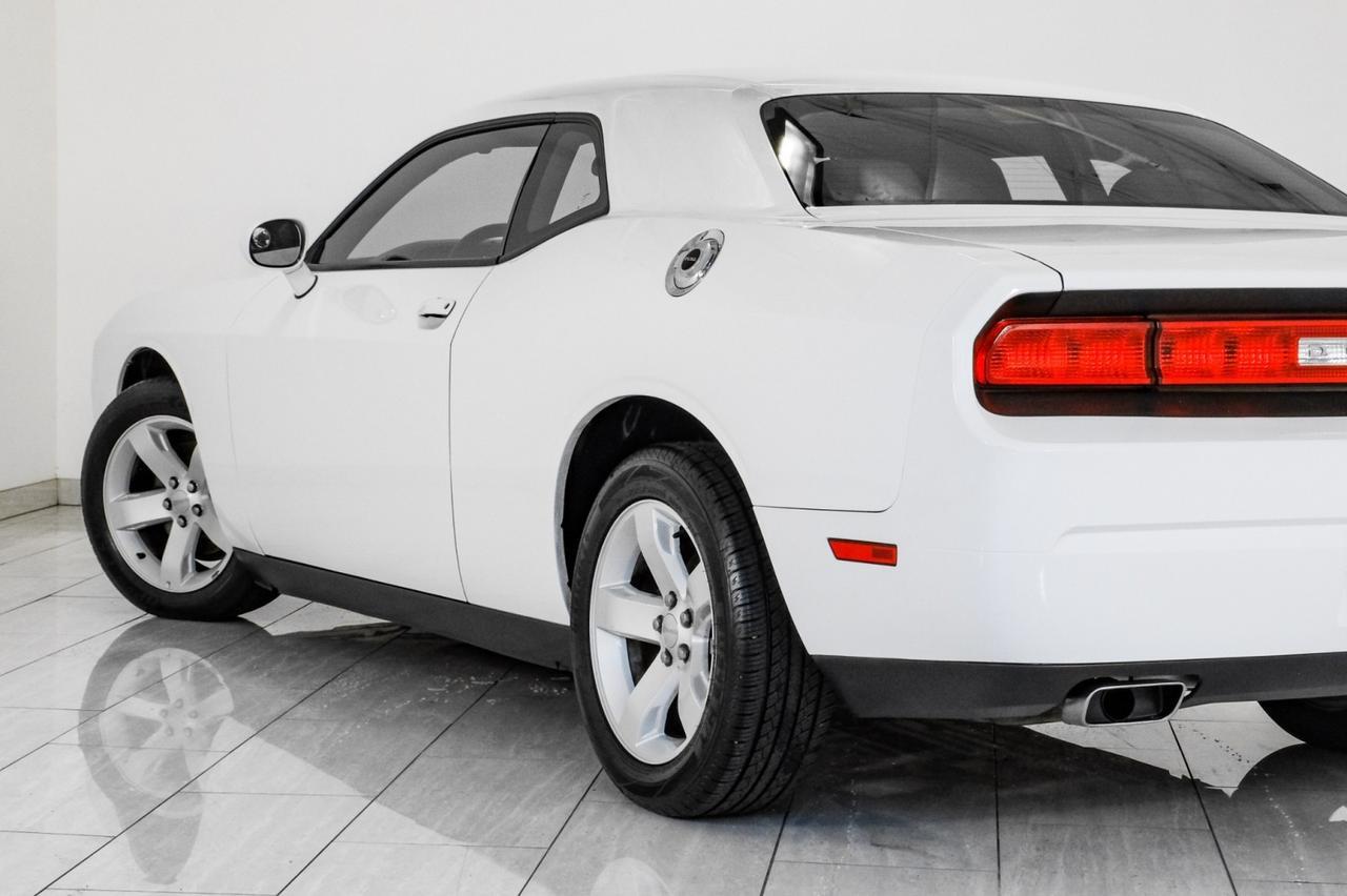 2013 Dodge Challenger SXT AUTOMATIC KEYLESS START POWER DRIVER SEAT CRUISE CONTROL ALLOY WHEELS Carrollton TX