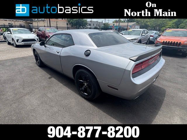 2013 Dodge Challenger SXT