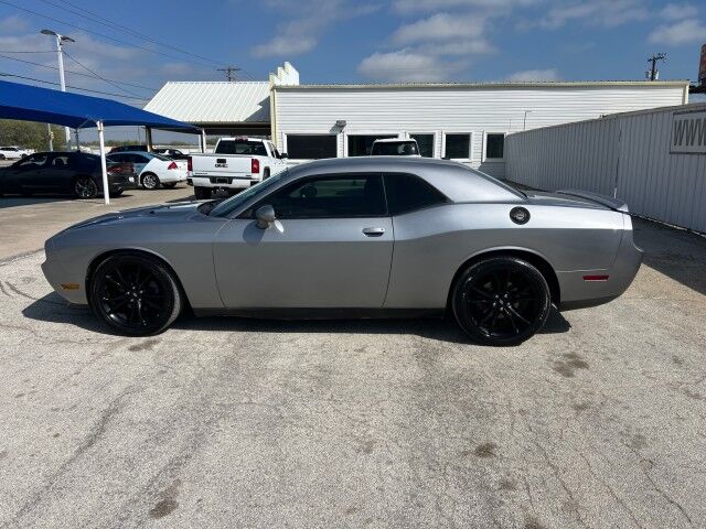2013 Dodge Challenger SXT Plus
