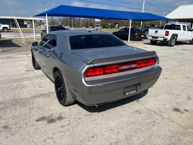 2013 Dodge Challenger SXT Plus