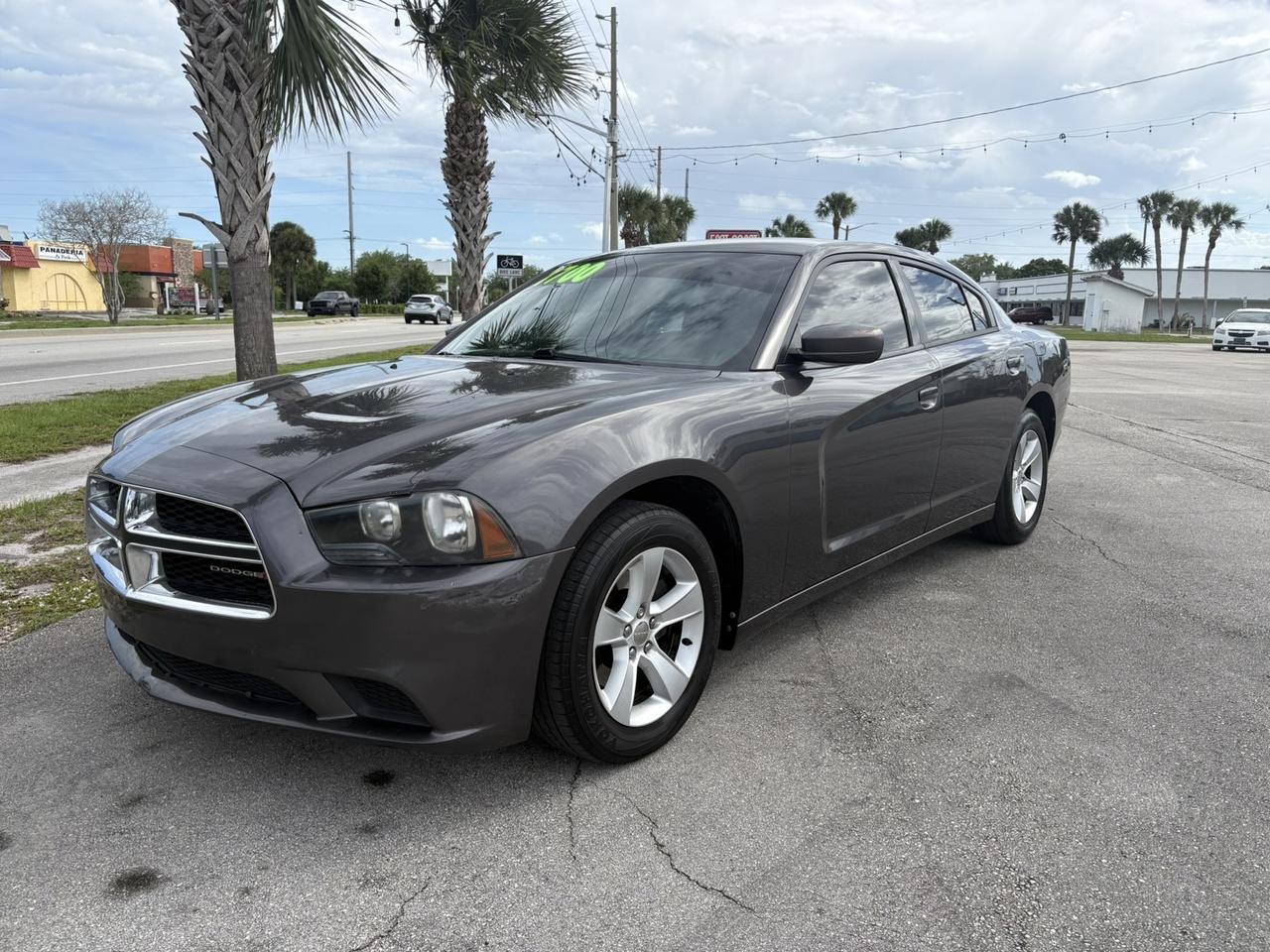 2013 Dodge Charger SE