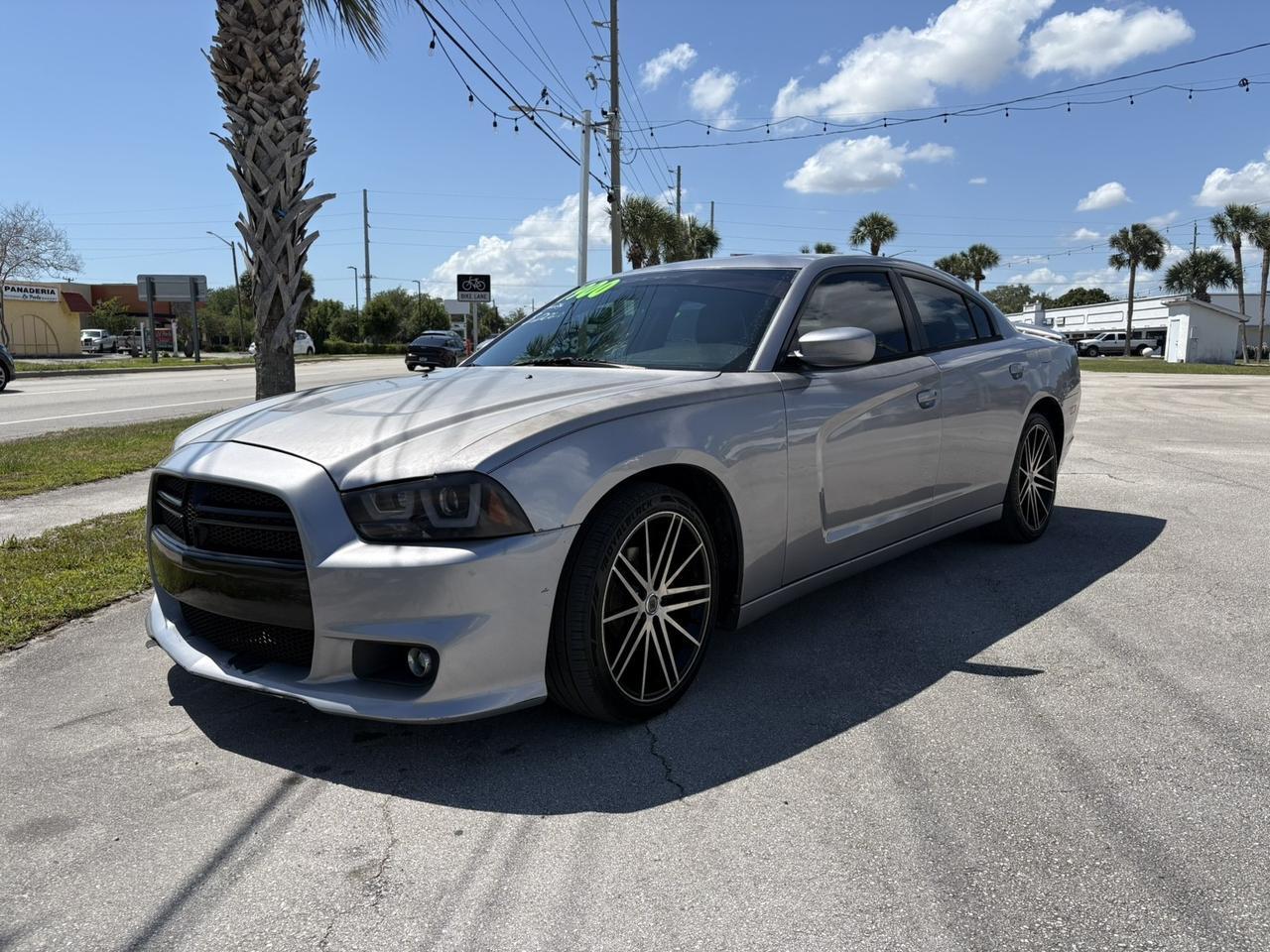 2013 Dodge Charger SE