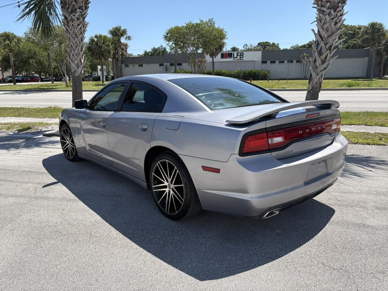 2013 Dodge Charger SE
