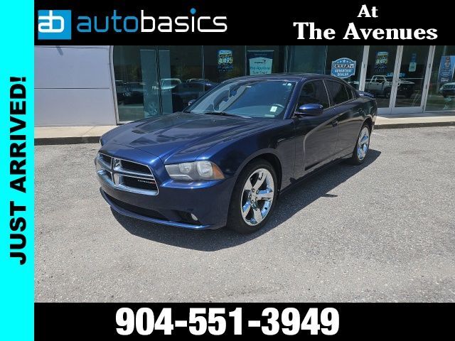 2013 Dodge Charger SXT's photo