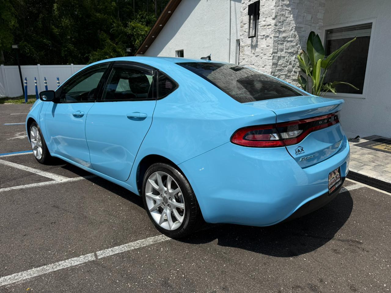 2013 Dodge Dart 4dr Sdn SXT