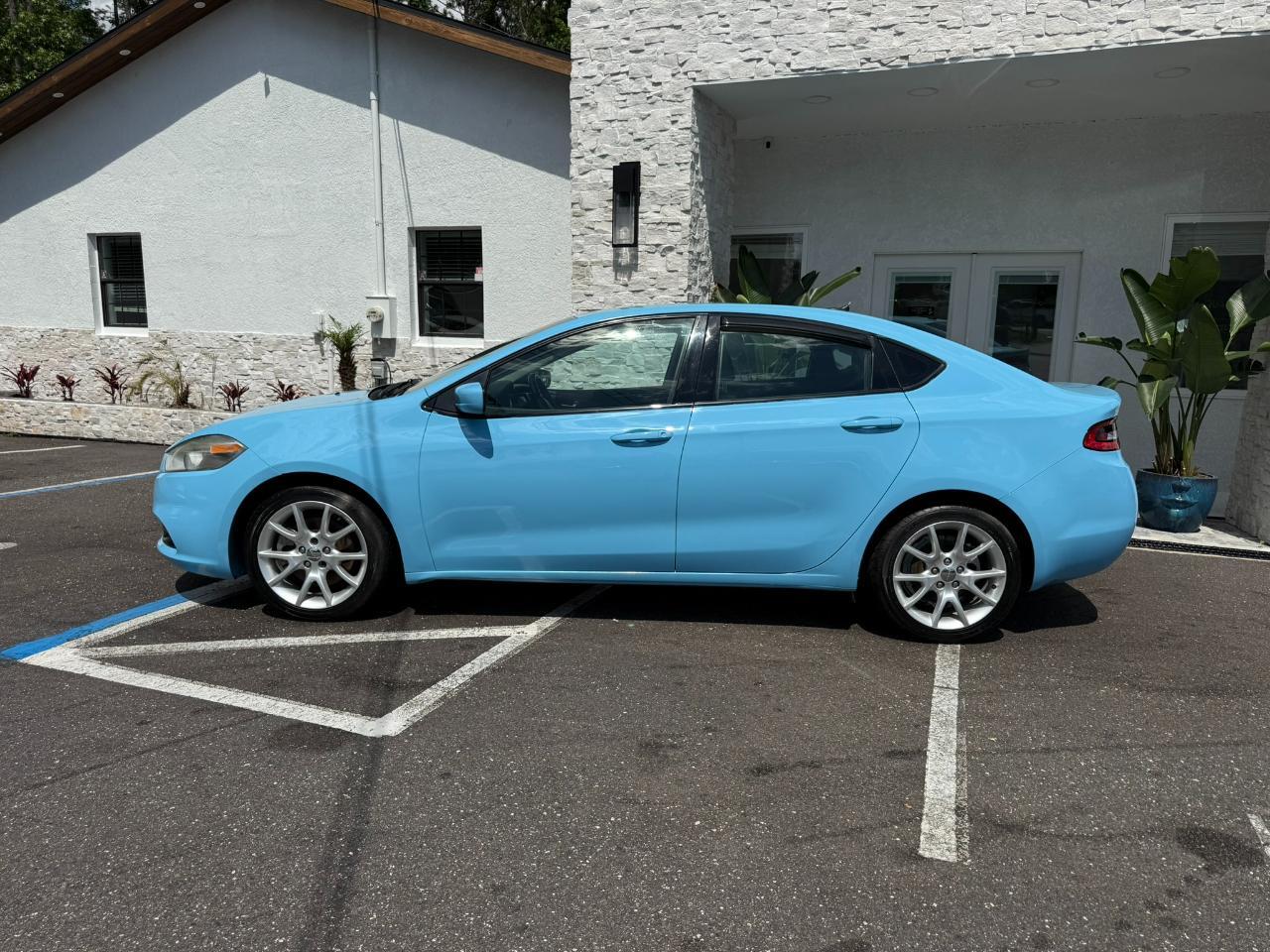 2013 Dodge Dart 4dr Sdn SXT