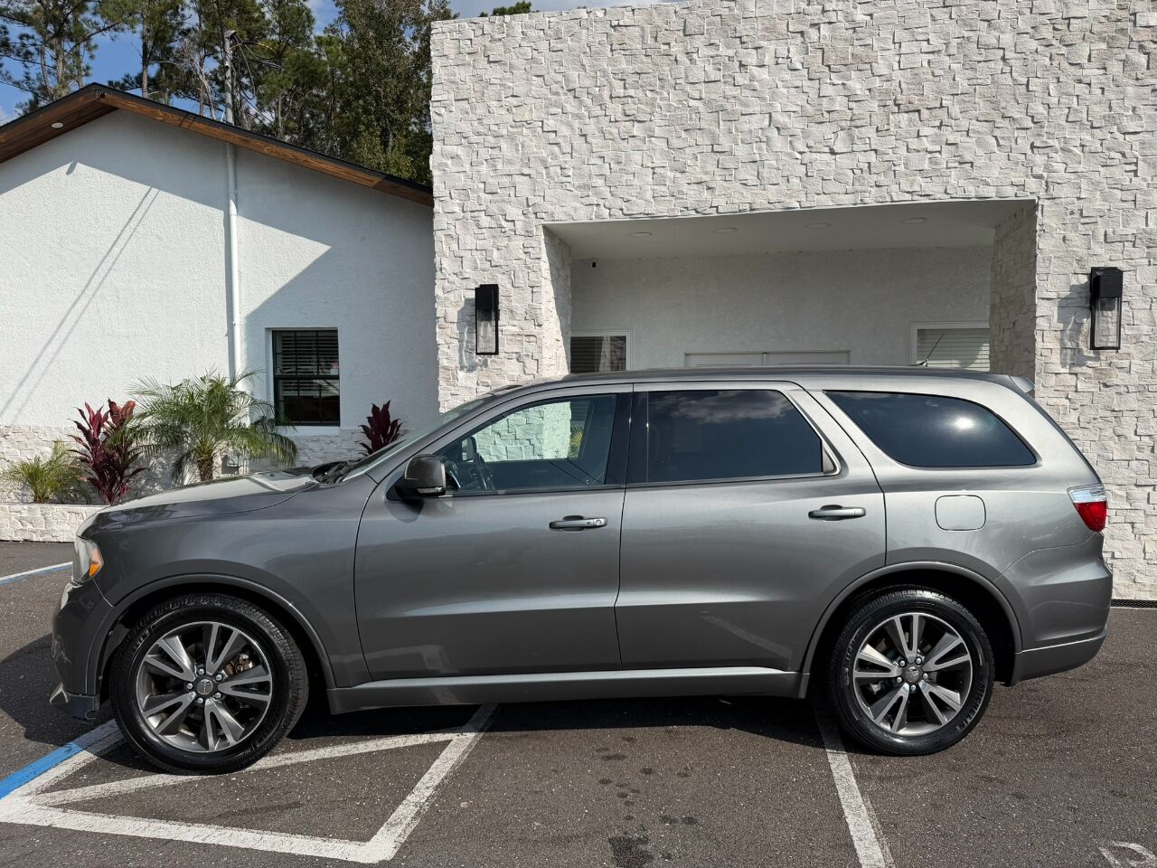 2013 Dodge Durango R/T photo 2