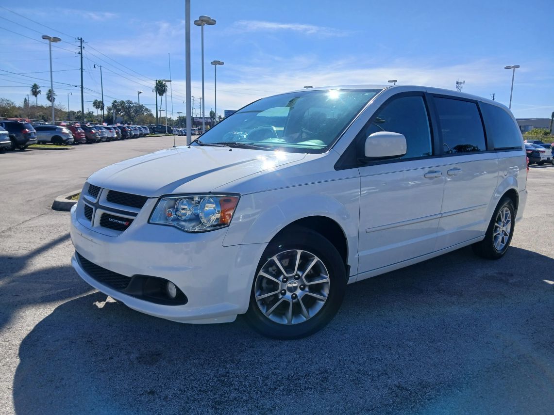 2013 Dodge Grand Caravan Passenger R/T Minivan 4D