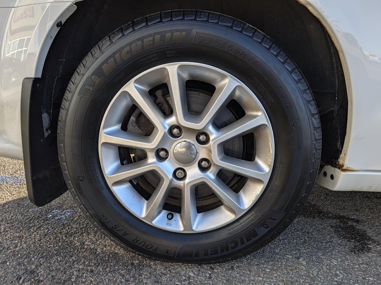 2013 Dodge Grand Caravan RT FWD | V6 Pentastar | Stone White | Power Liftgate | Power Sliding Doors | Black Interior Redwater AB