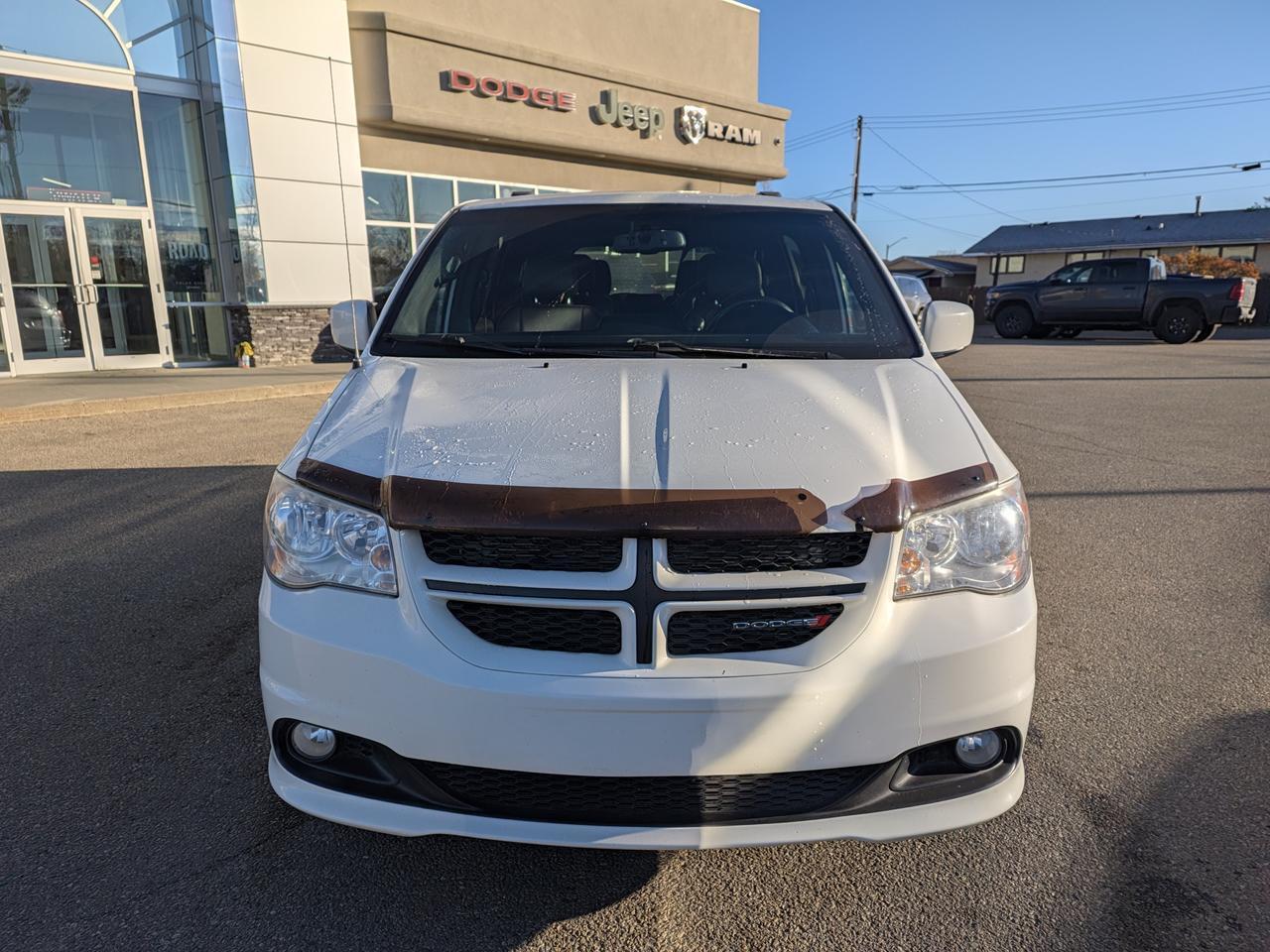 2013 Dodge Grand Caravan RT FWD | V6 Pentastar | Stone White | Power Liftgate | Power Sliding Doors | Black Interior Redwater AB