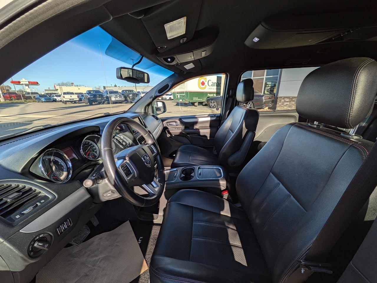 2013 Dodge Grand Caravan RT FWD | V6 Pentastar | Stone White | Power Liftgate | Power Sliding Doors | Black Interior Redwater AB