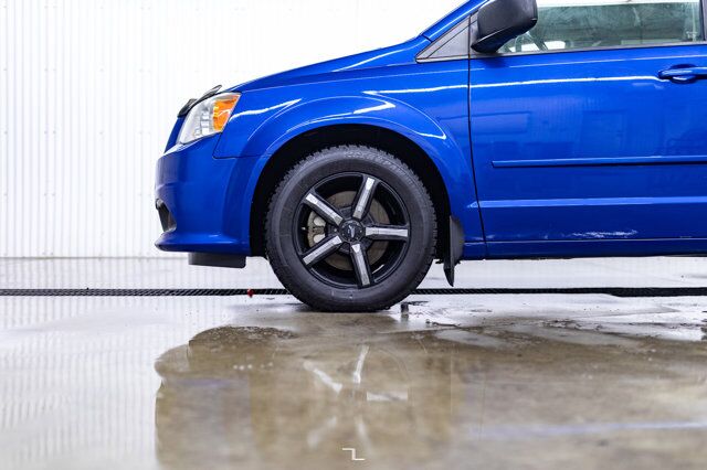2013 Dodge Grand Caravan SXT DVD Red Deer AB
