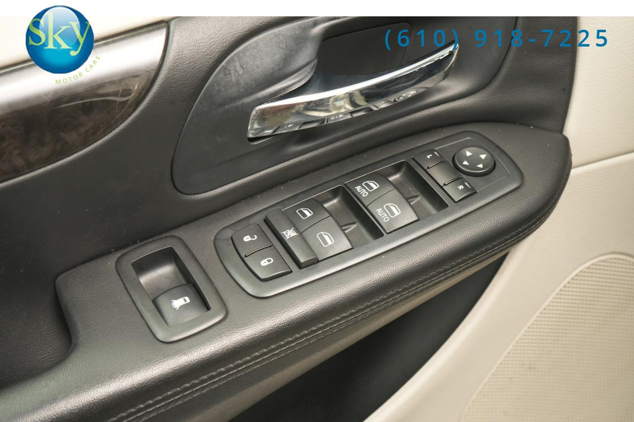 2013 Dodge Grand Caravan SXT Kneelvan Wheelchair Access Ramp West Chester PA