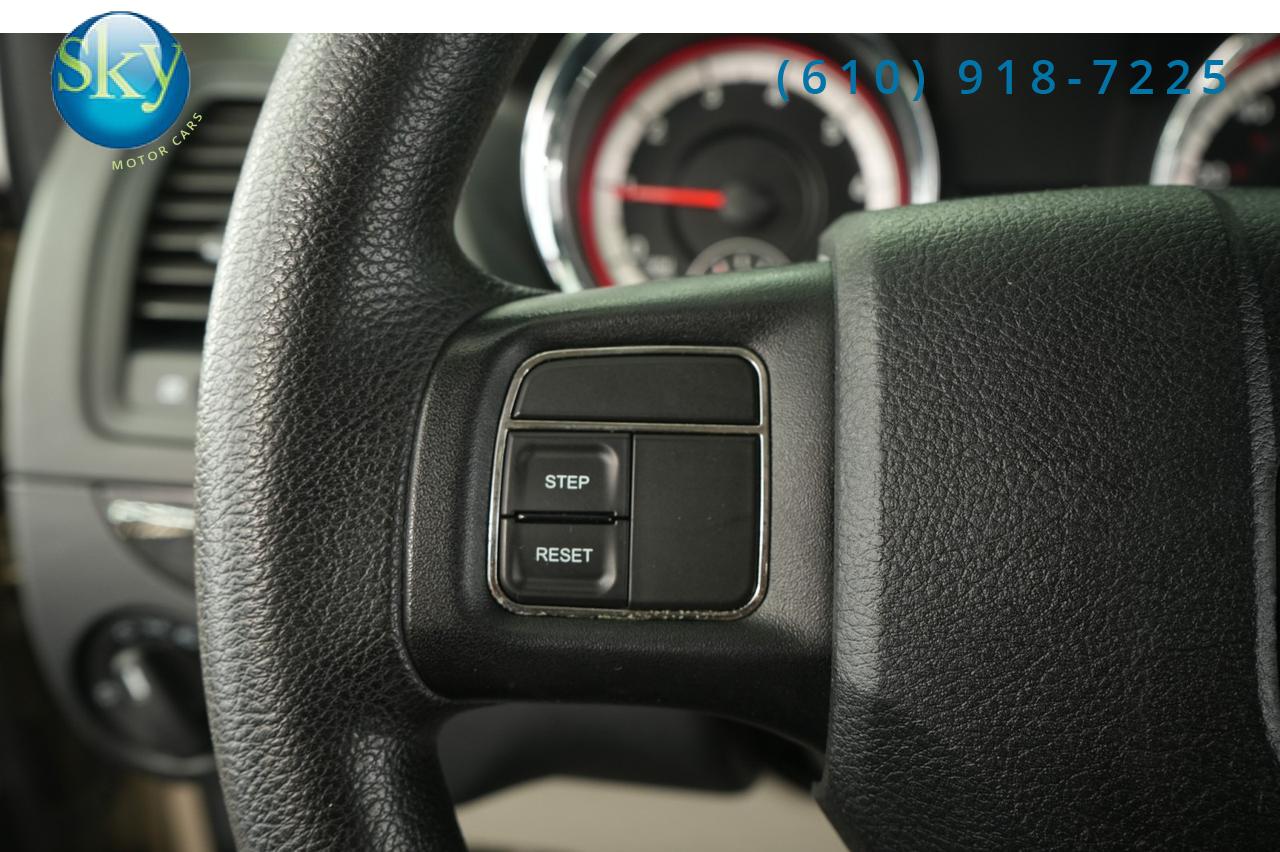 2013 Dodge Grand Caravan SXT Kneelvan Wheelchair Access Ramp West Chester PA