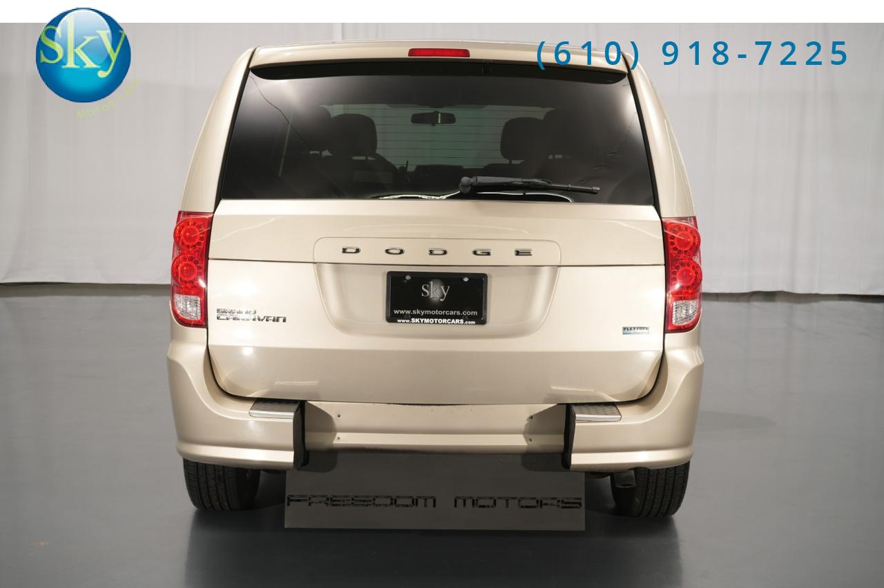 2013 Dodge Grand Caravan SXT Kneelvan Wheelchair Access Ramp West Chester PA