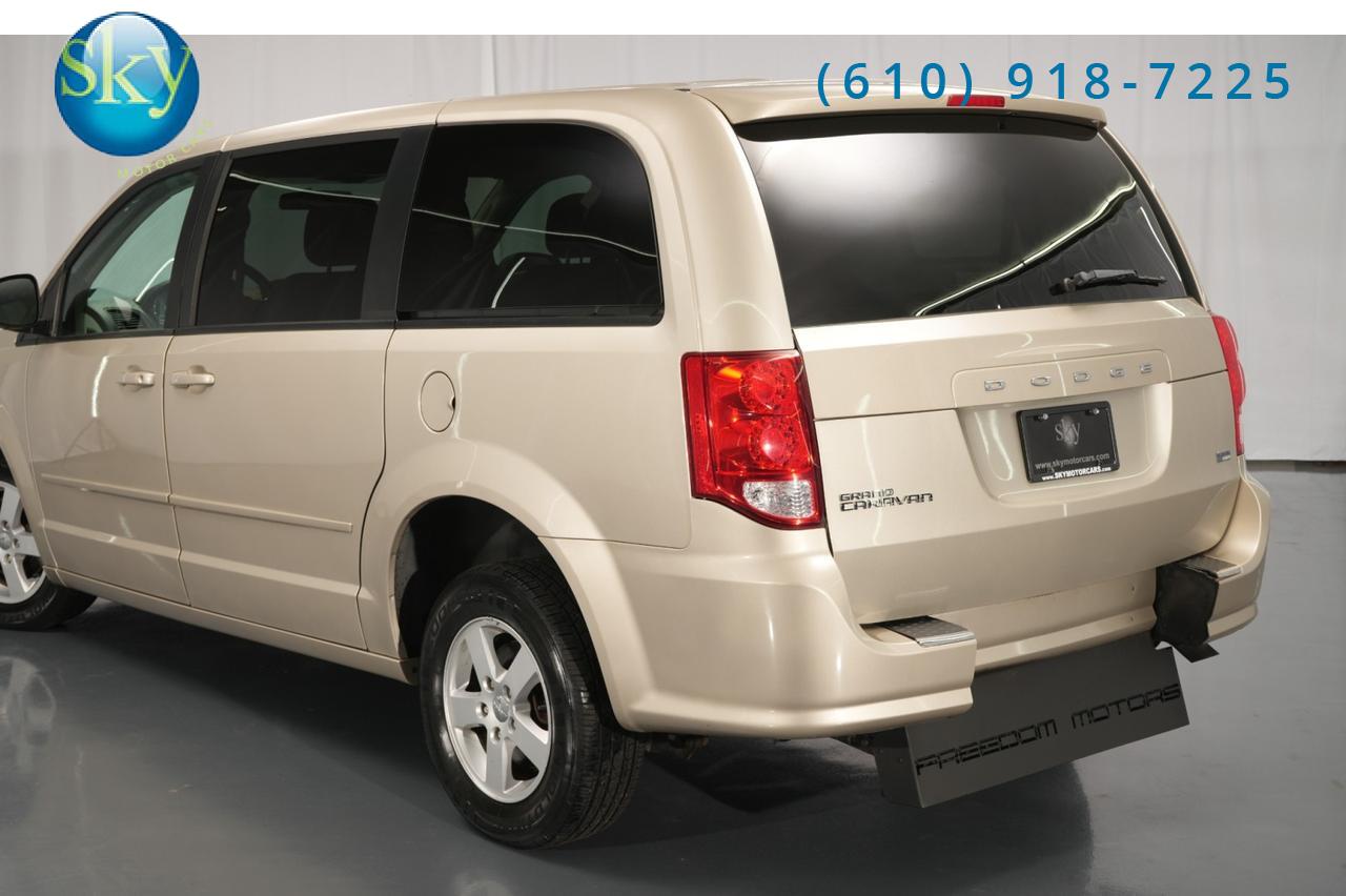 2013 Dodge Grand Caravan SXT Kneelvan Wheelchair Access Ramp West Chester PA