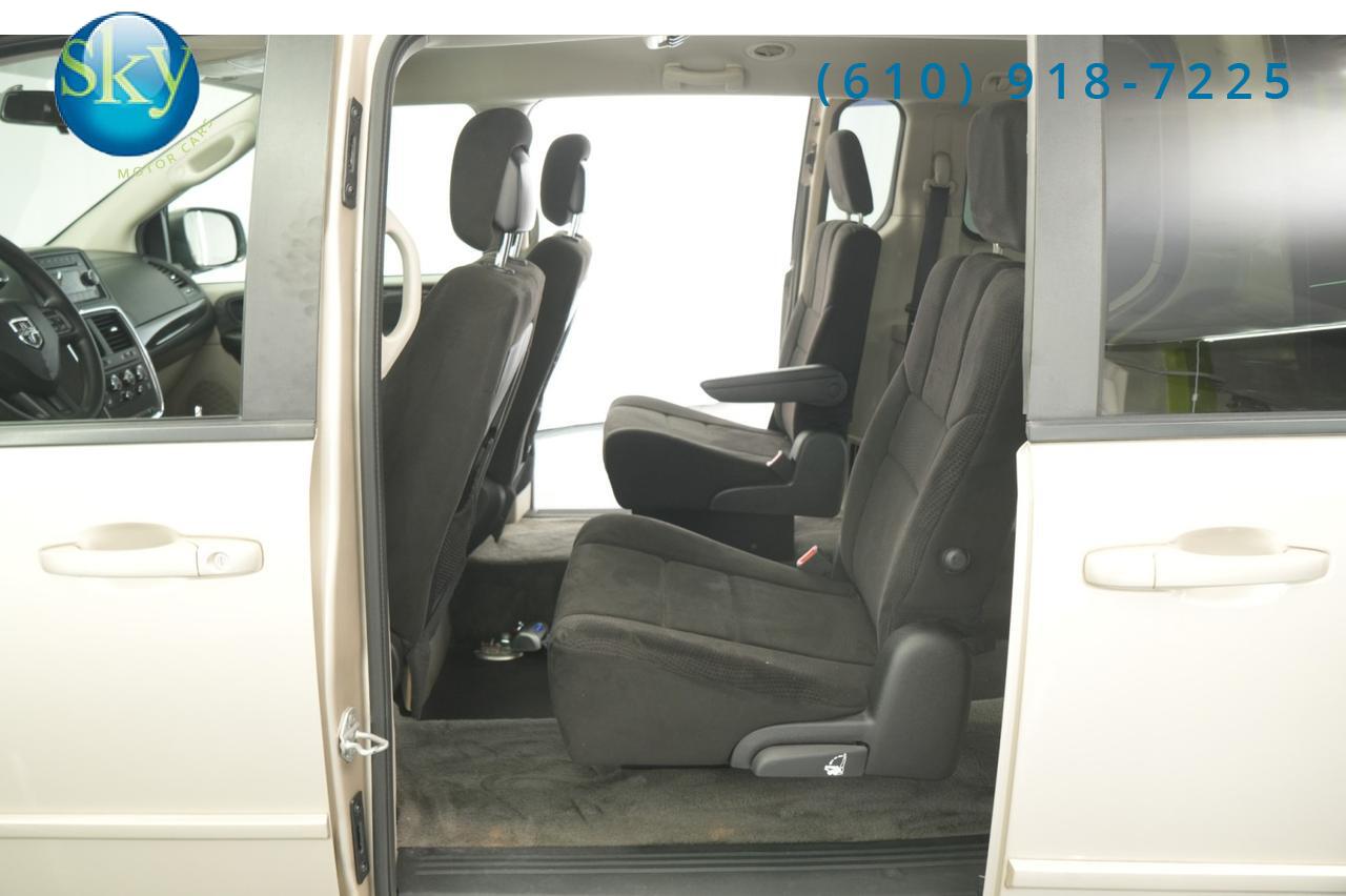 2013 Dodge Grand Caravan SXT Kneelvan Wheelchair Access Ramp West Chester PA