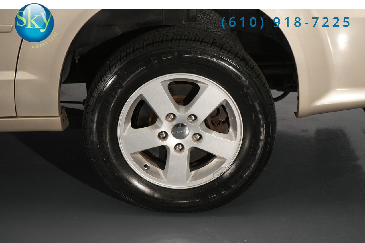 2013 Dodge Grand Caravan SXT Kneelvan Wheelchair Access Ramp West Chester PA