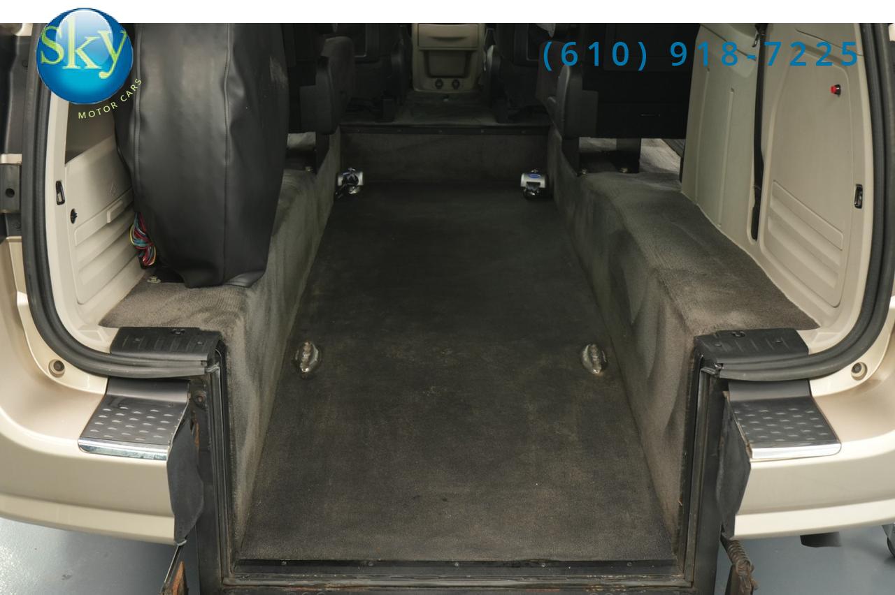 2013 Dodge Grand Caravan SXT Kneelvan Wheelchair Access Ramp West Chester PA