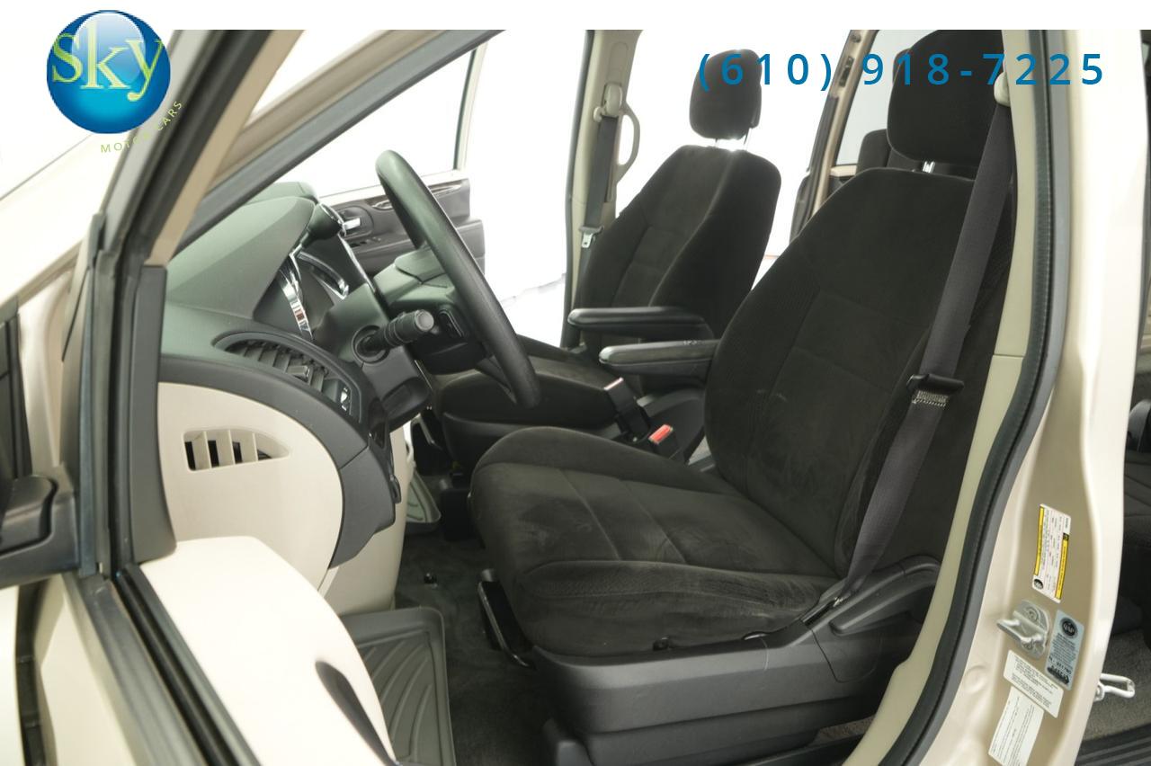 2013 Dodge Grand Caravan SXT Kneelvan Wheelchair Access Ramp West Chester PA