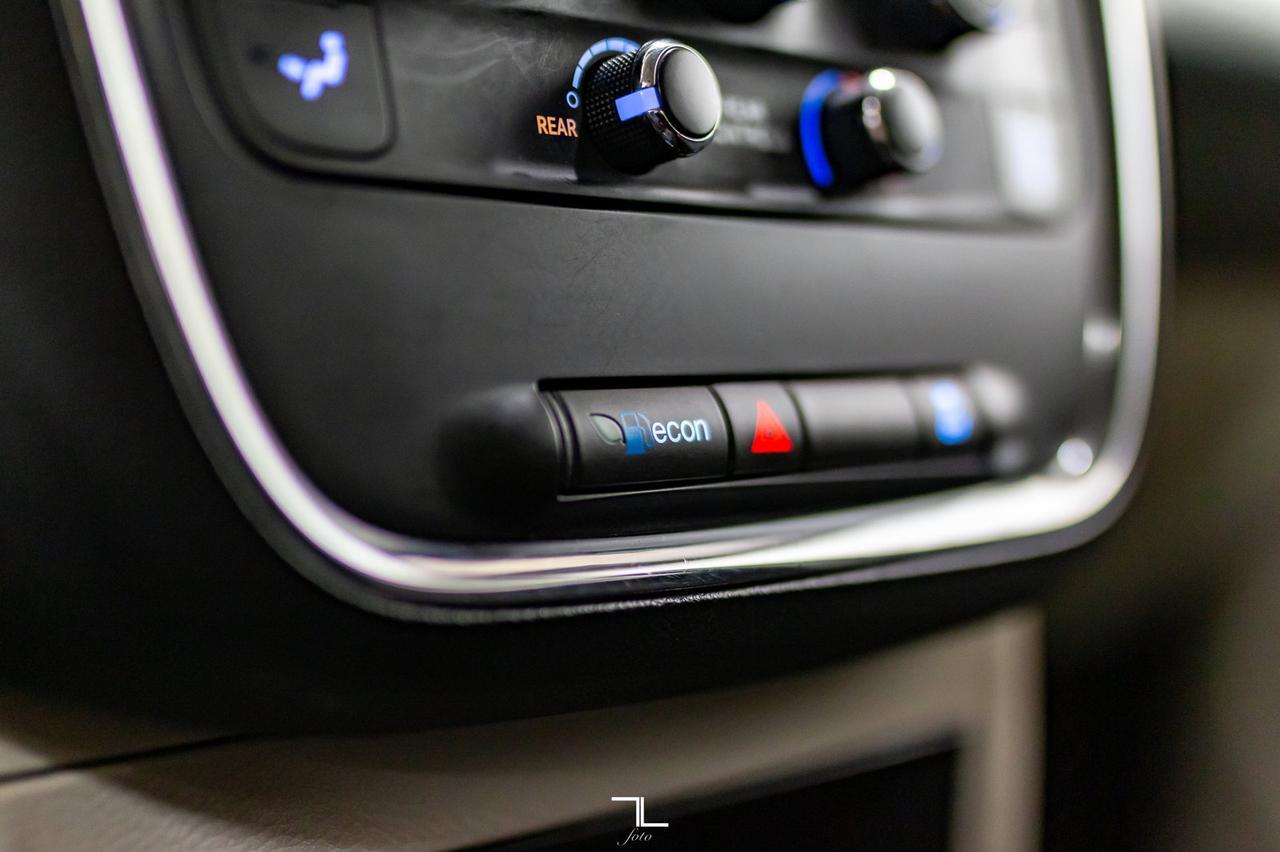 2013 Dodge Grand Caravan SXT Stow N' Go Red Deer AB