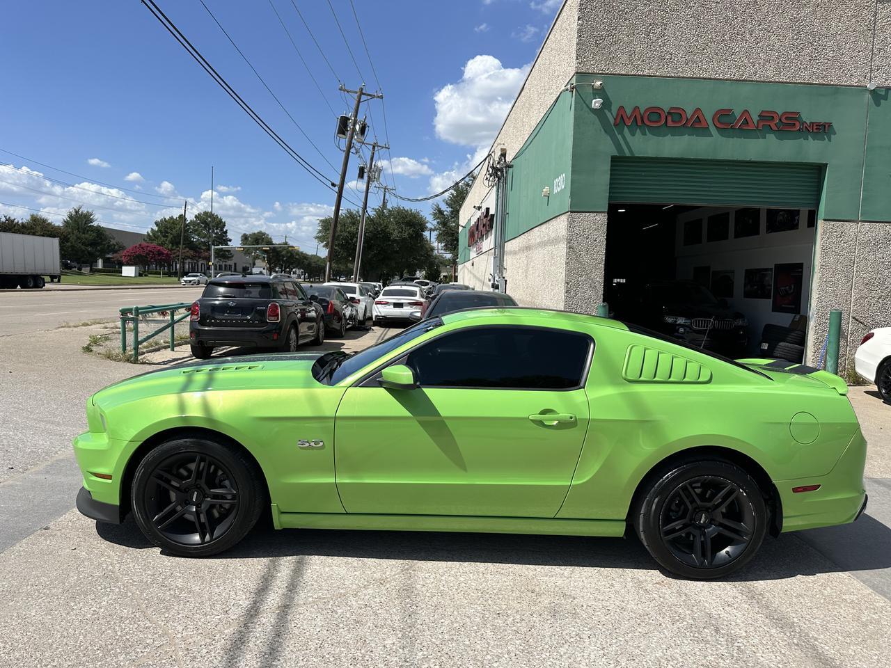 2013 FORD Mustang GT Premium BOSS 302  6-Speed Manual Dallas TX