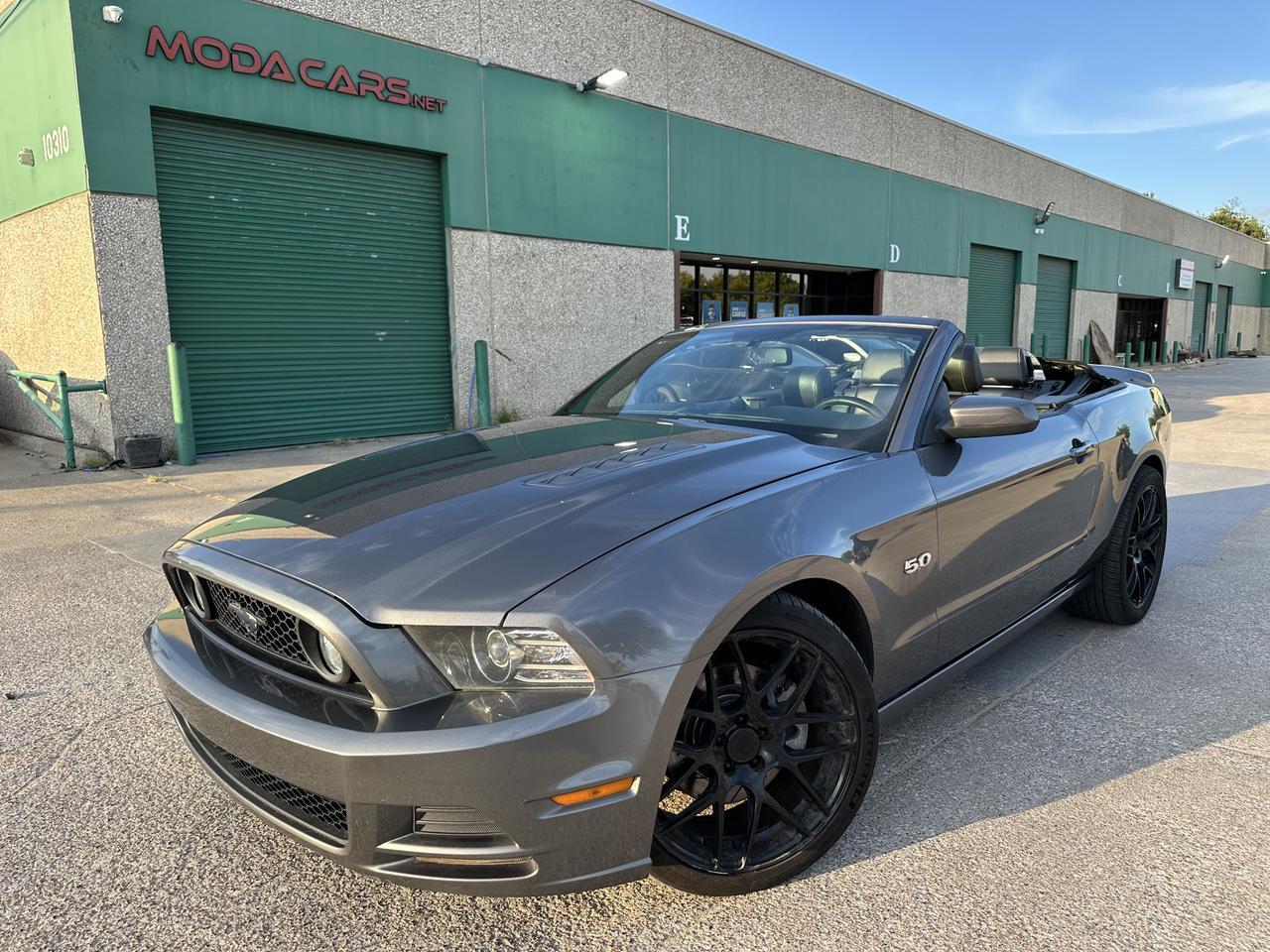 2013 FORD Mustang GT Premium