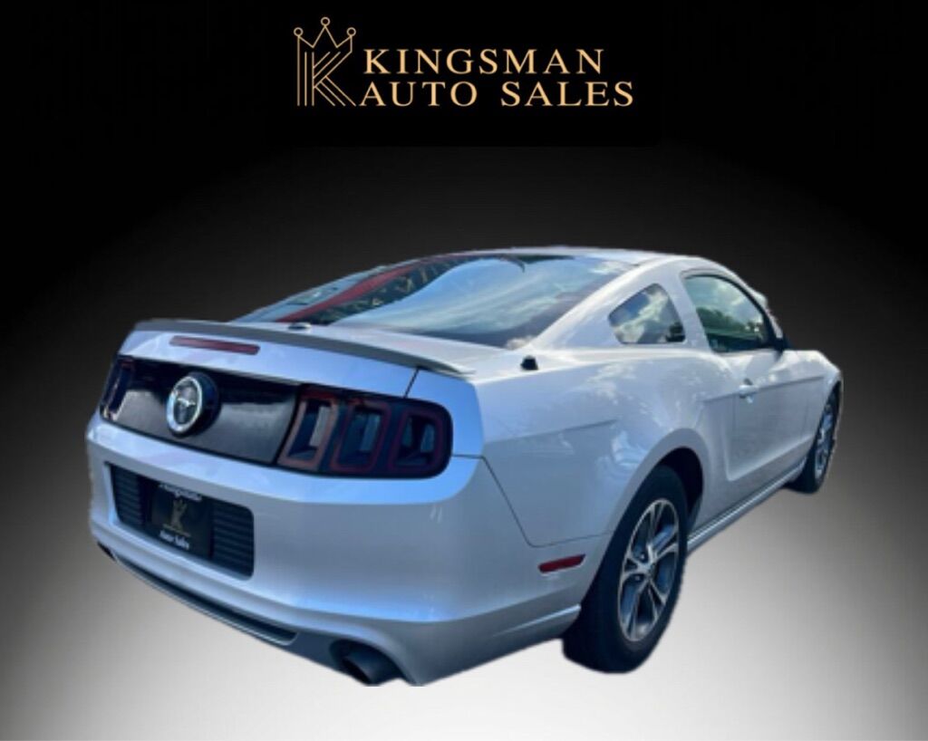 2013 FORD MUSTANG V6 Des Moines WA