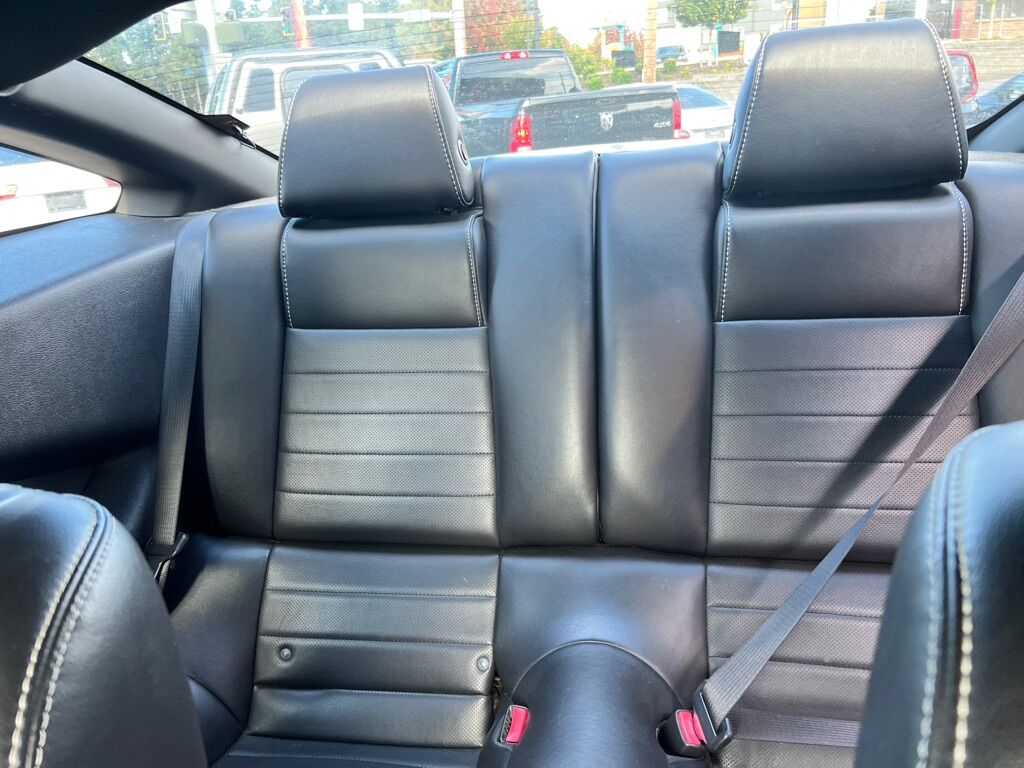 2013 FORD MUSTANG V6 Des Moines WA