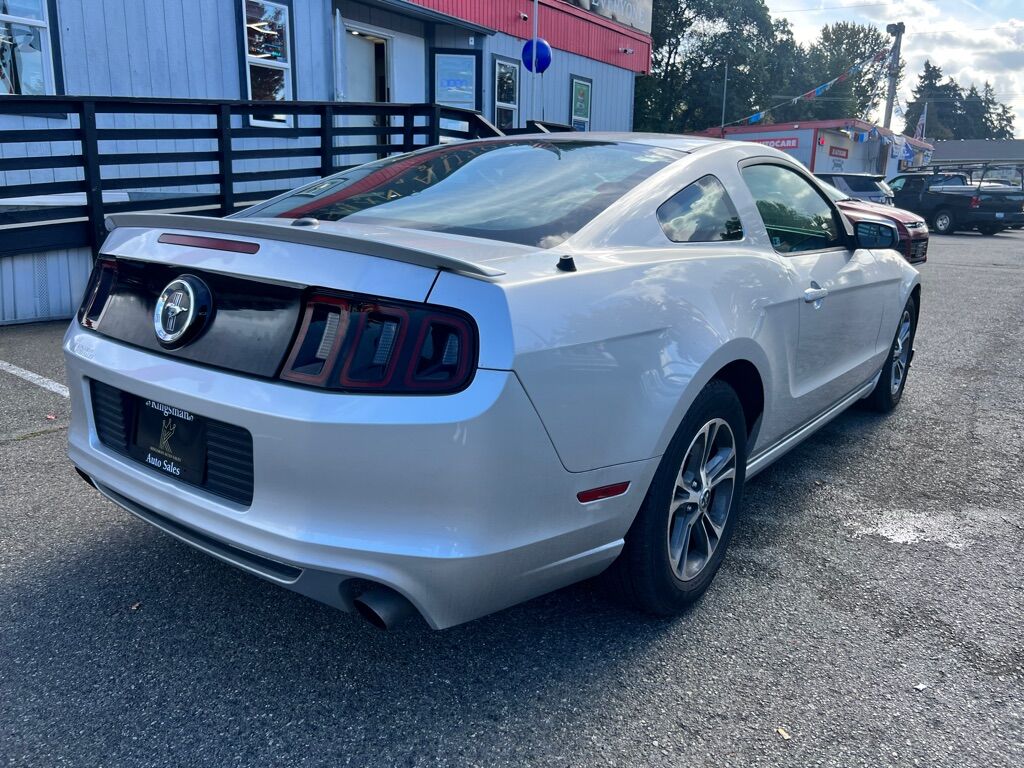2013 FORD MUSTANG V6 Des Moines WA