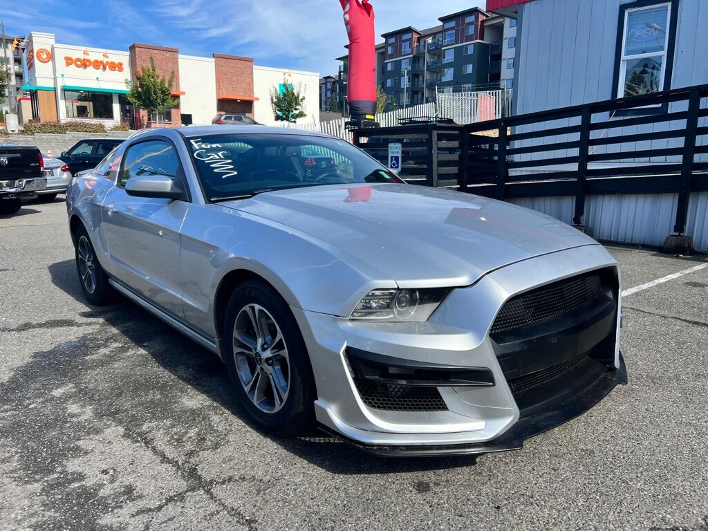 2013 FORD MUSTANG V6 Des Moines WA