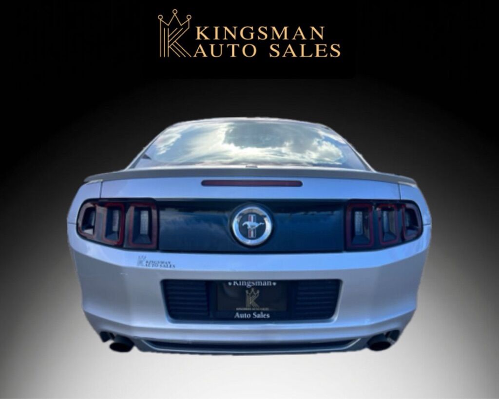 2013 FORD MUSTANG V6 Des Moines WA