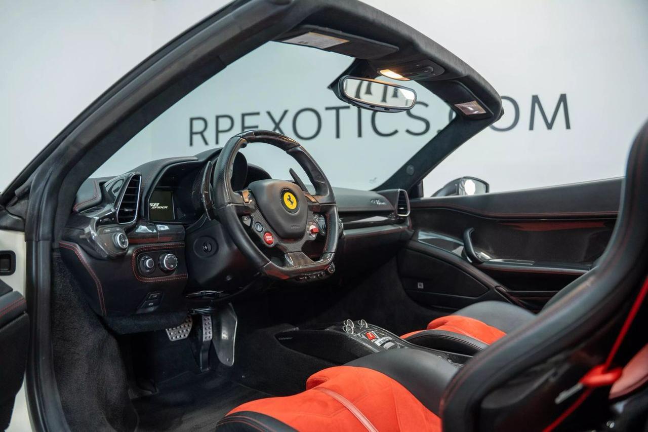 2013 Ferrari 458 Spider Convertible 2D St. Louis MO