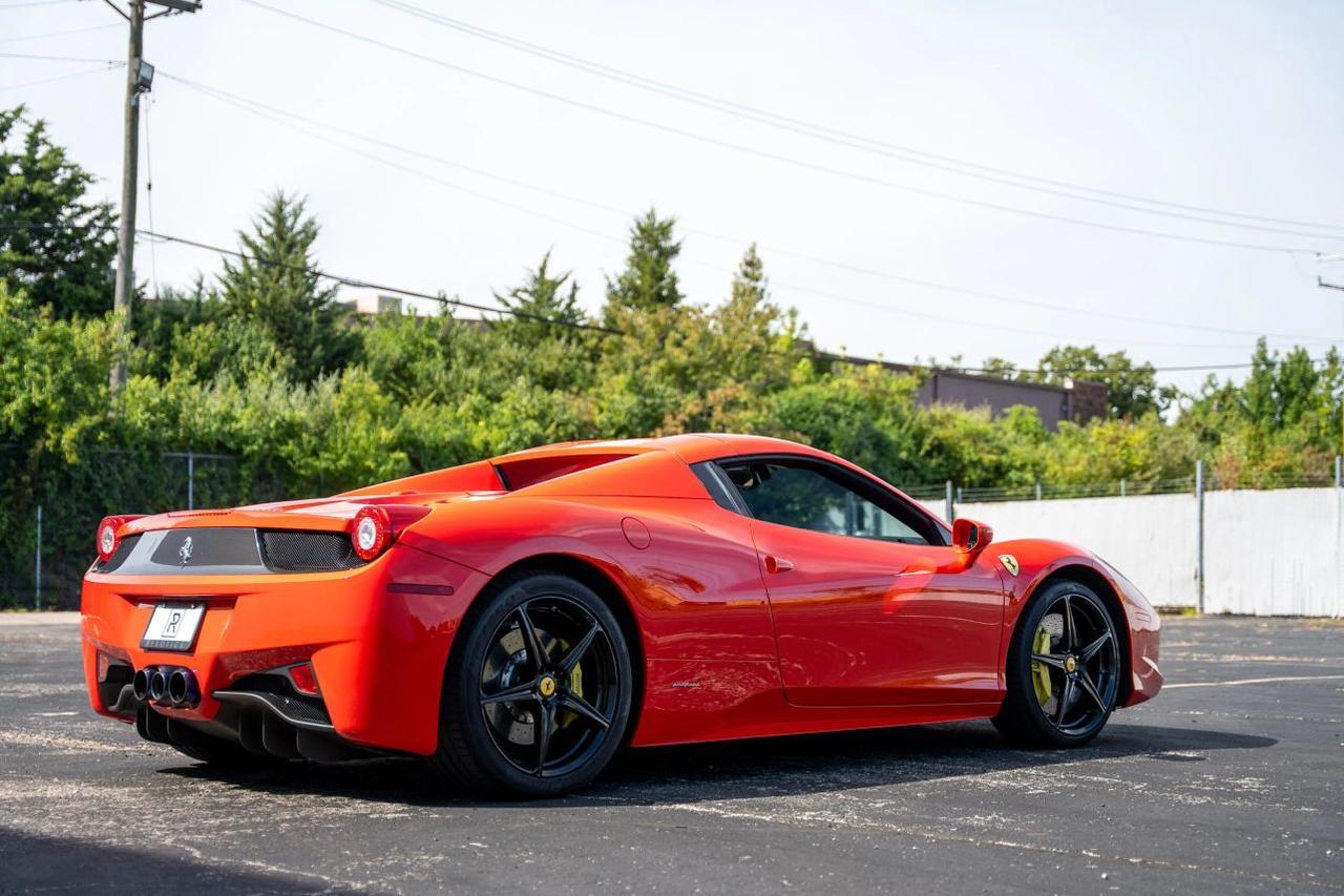 2013 Ferrari 458 Spider Convertible 2D St. Louis MO