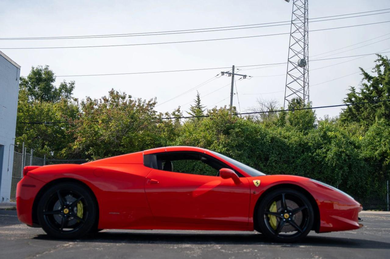 2013 Ferrari 458 Spider Convertible 2D St. Louis MO